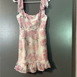 Lulu's Pink and White silky, lacy Women’s Dress SIZE XS